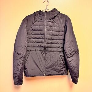 LULULEMON BLACK PUFFER JACKET - LARGE (with logo on arm)